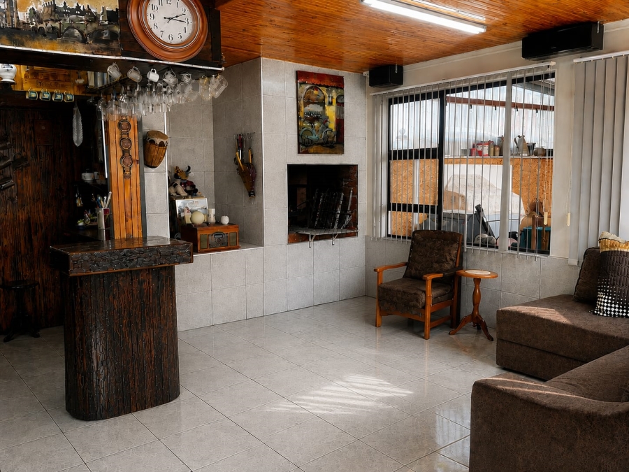 5 Bedroom Property for Sale in Stilbaai Wes Western Cape
